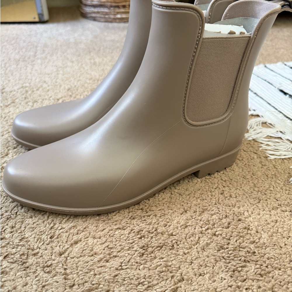 Women's Chelsea boot